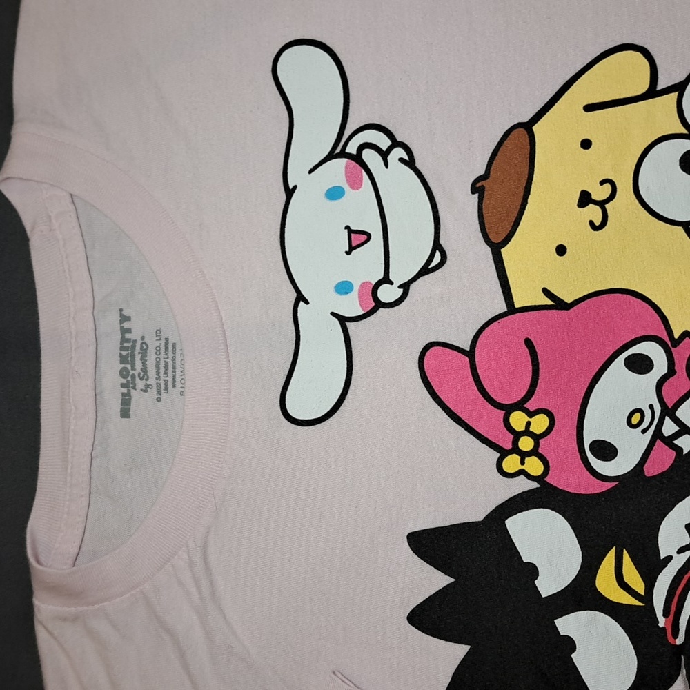 No Name, Size Medium,  Pink "Hello Kitty", Short Sleeve T-shirt